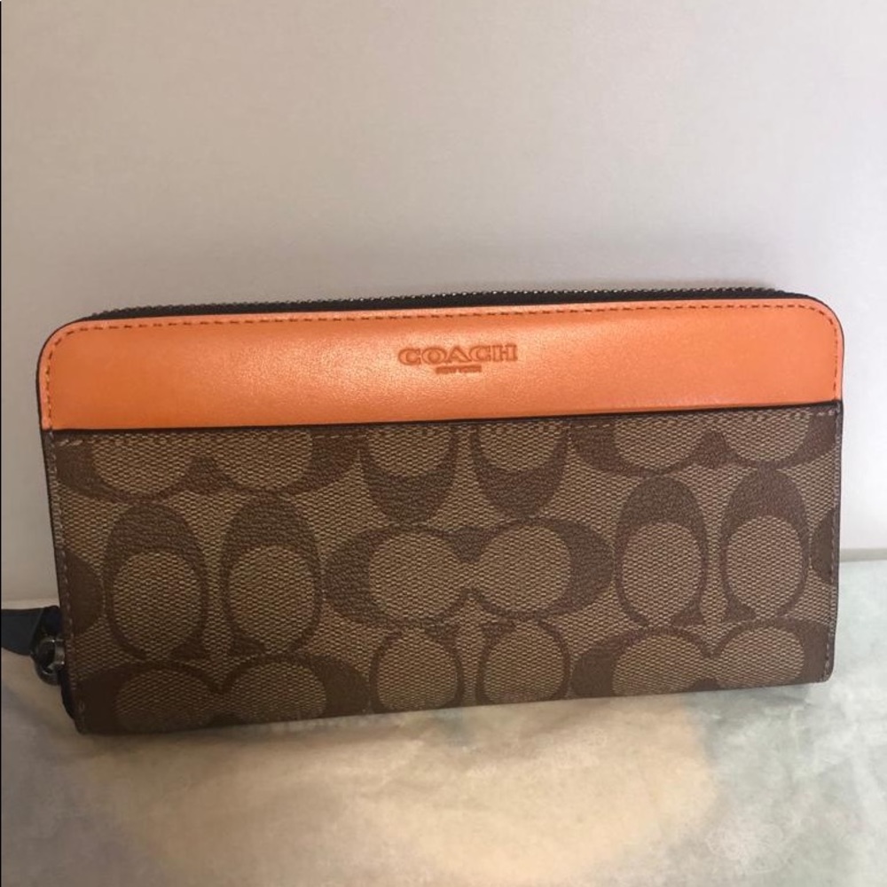 Coach wallet